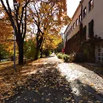 Hostel Bjorkenheim